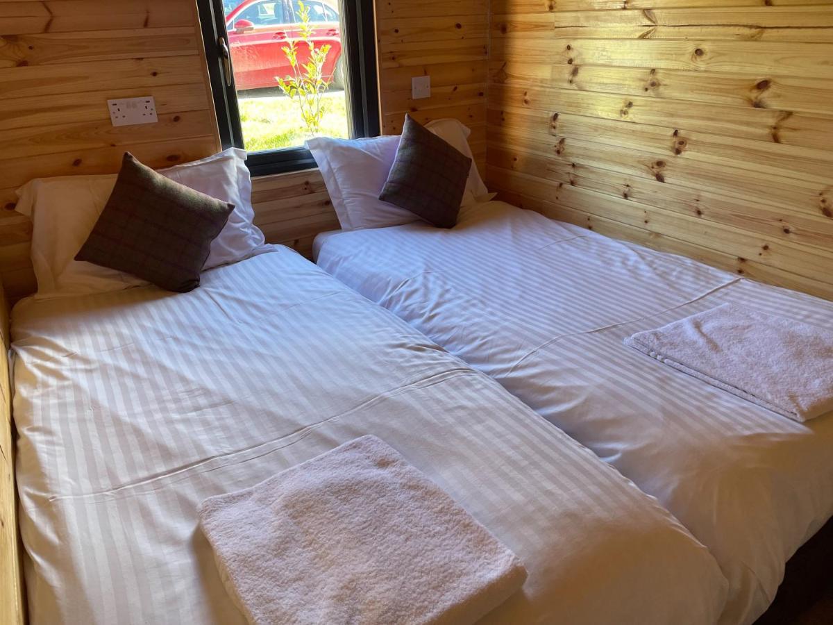 Hedgehog'S Nest Villa Bathgate Luaran gambar